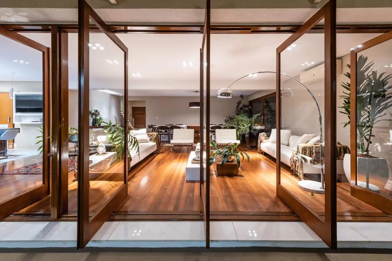 Porta de Giro ou Pivotante