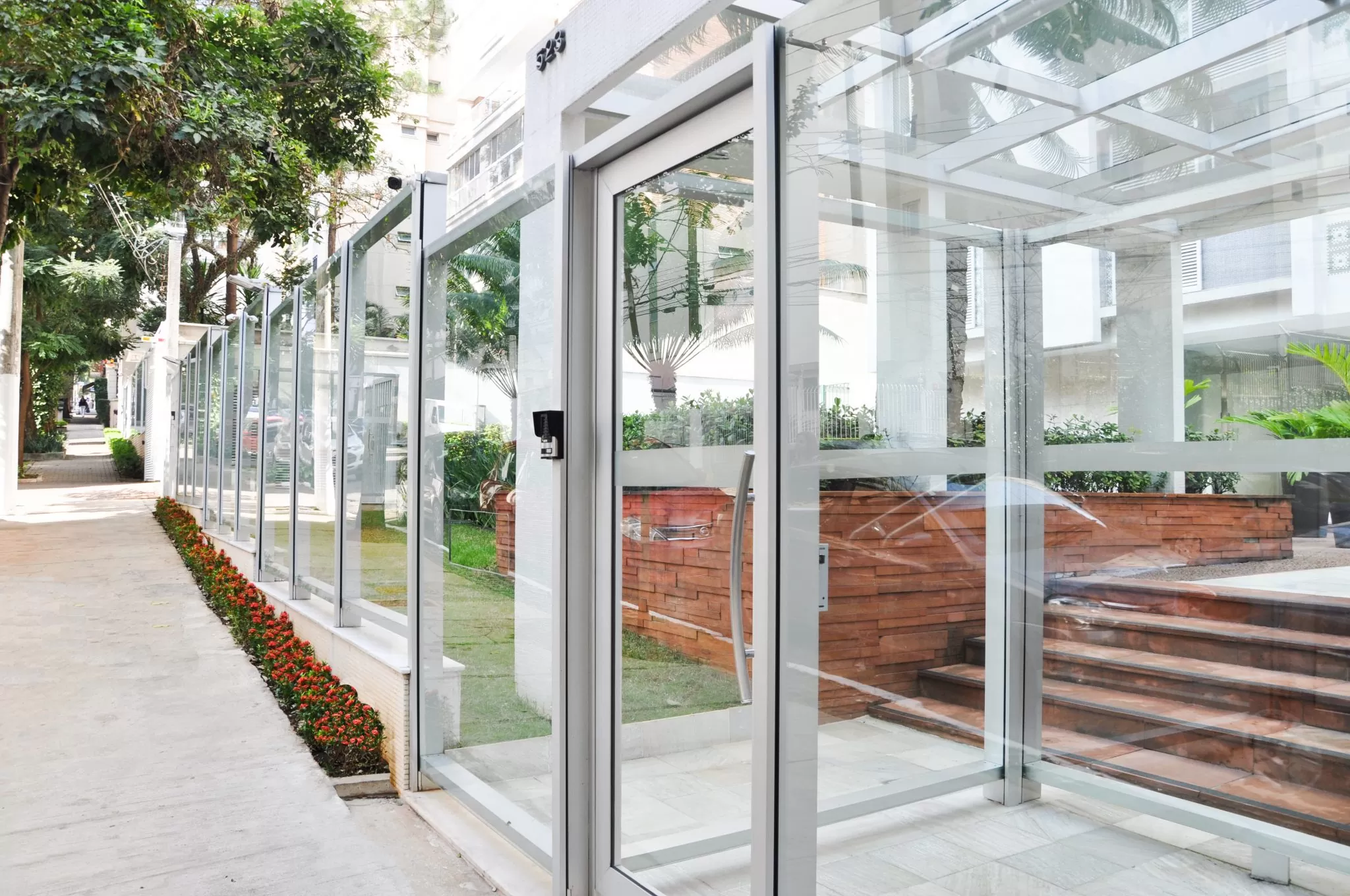 Muro de Vidro (Grade de Vidro): Veja Tudo!